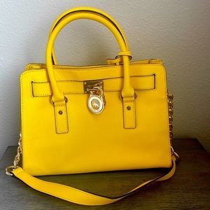 Michael Kors Handbag/Purse